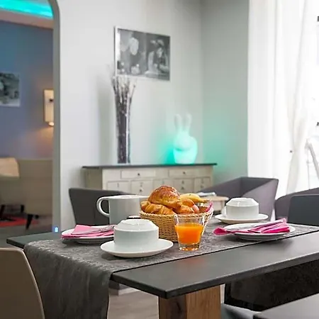 Hotel Croisette 3*