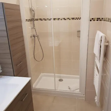 كروازيت فندق