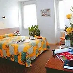 Croisette 3*